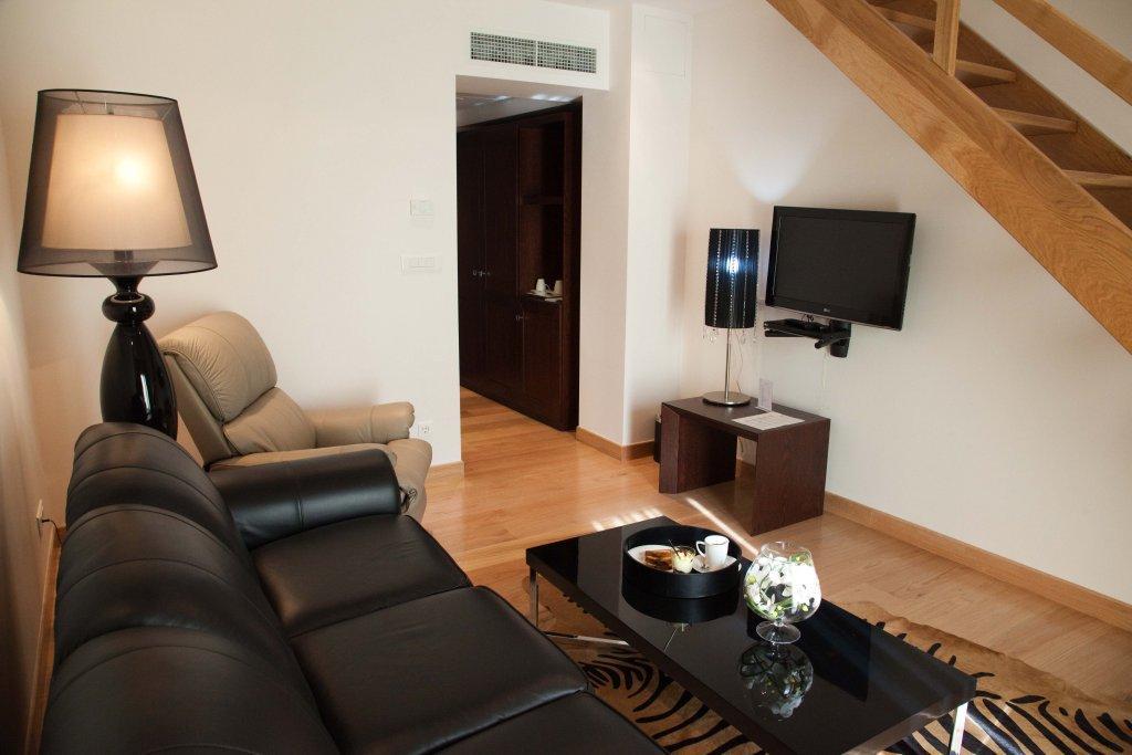Kalavrita Canyon Hotel & Spa Екстериор снимка